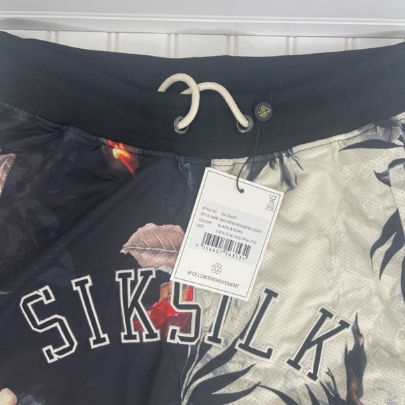 NWT SikSilk Retro Fire Basketball Short Small - Picture 4 of 10
